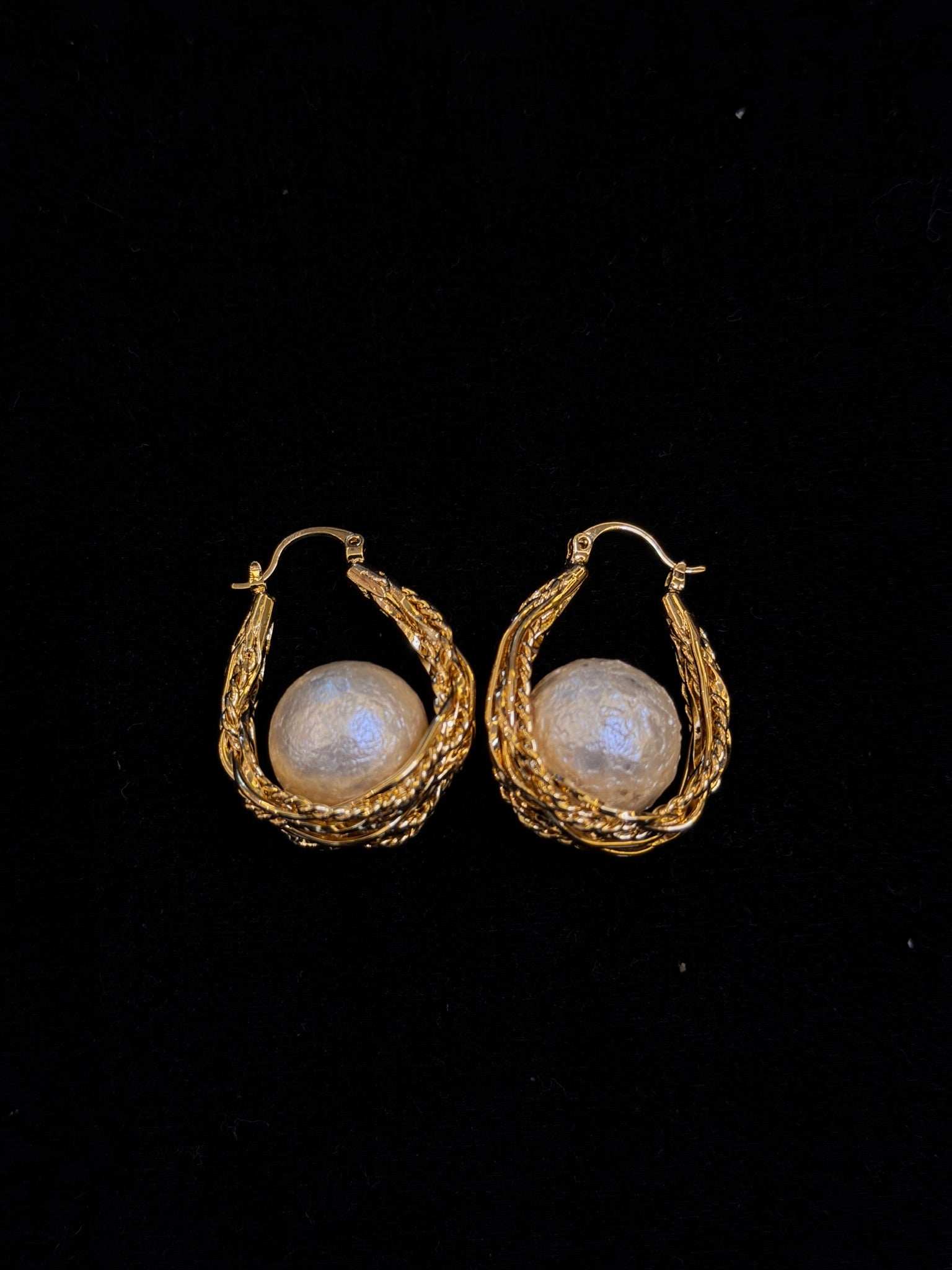 Pearl drop earrings