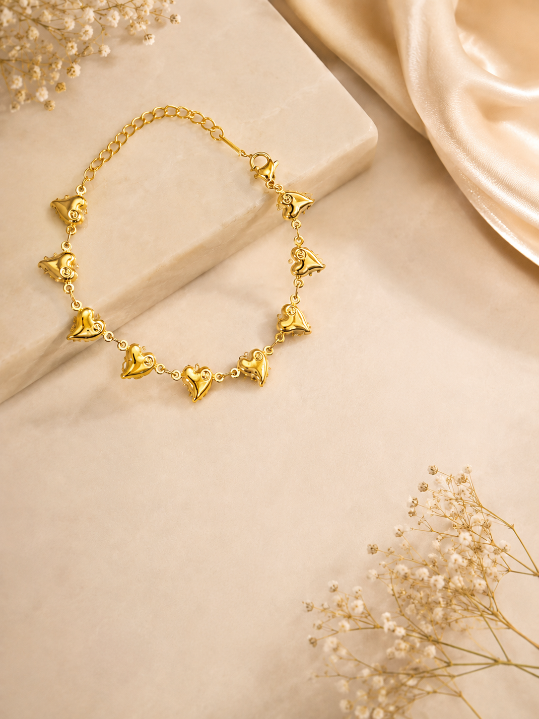 Heart bracelet ( golden)
