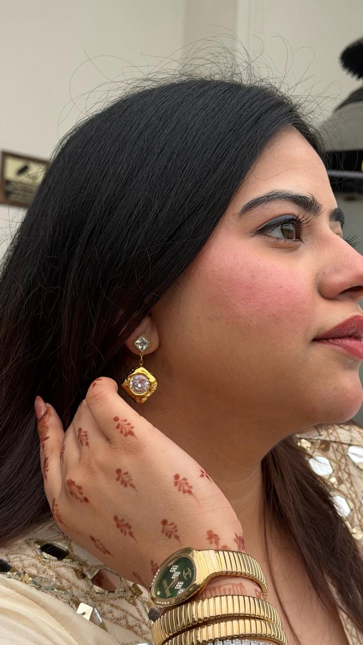 Golden Radiance Drop Earrings