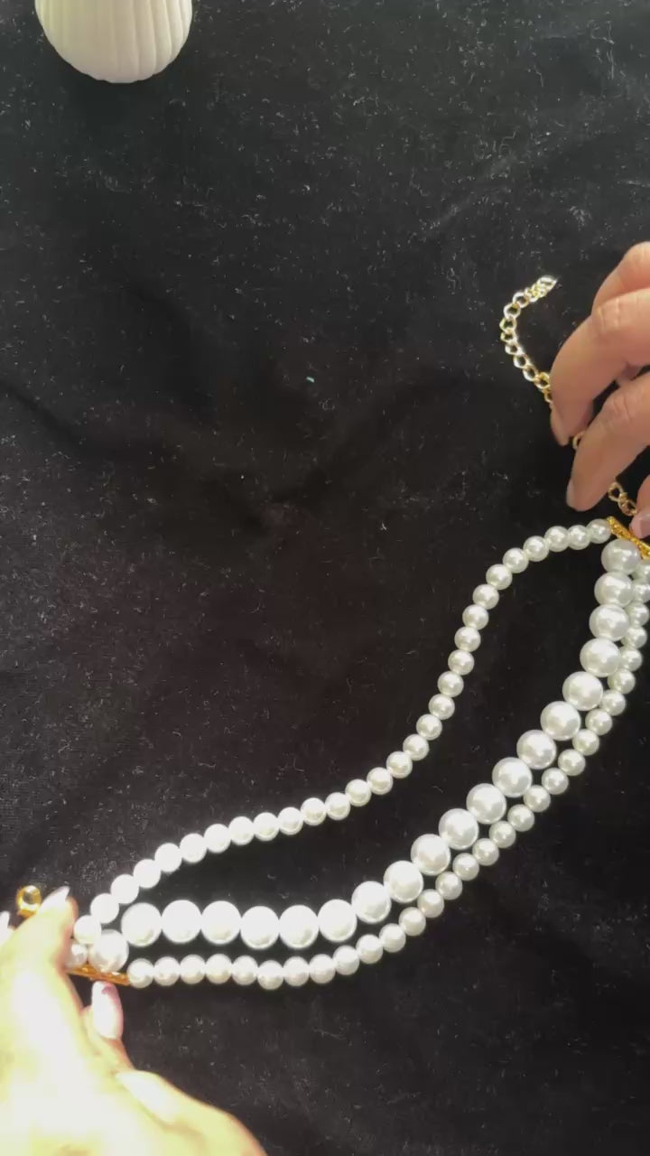 Ophera pearl chocker